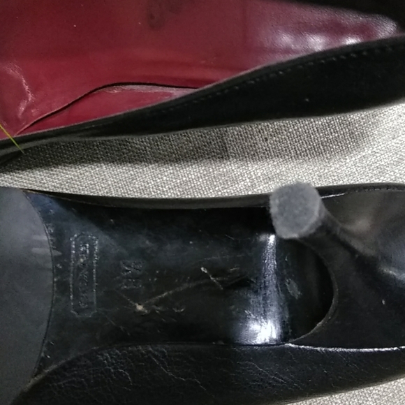 Coach black shoes kitten heel  size 8.5 - Picture 7 of 8